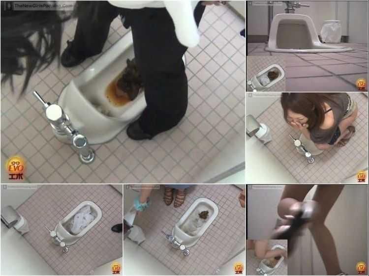 E54-03 | Erotic voyeurism in Japanese style toilet. The shit that does not flush! VOL.3