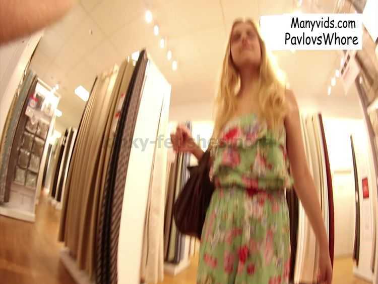 ManyVids presents Cloe Palmer – Pavlovswhore in Public Oral & Cum Walk at the Mall