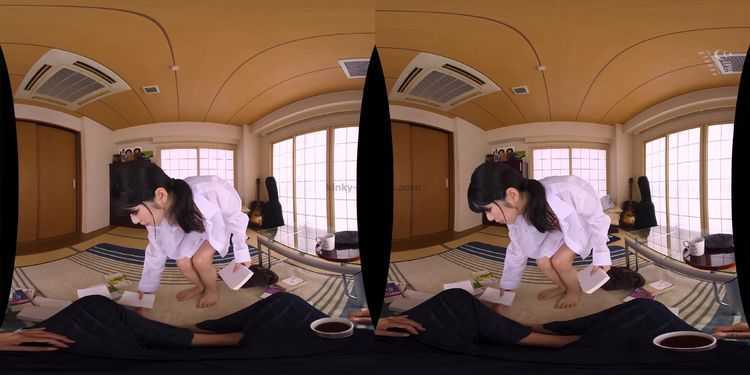 (VR) JUVR-006 いつも清楚でおしとやかな隣の奥さんが無自覚で僕を浮きブラ誘惑してくる欲求不満な天然エロ人妻だった。 有坂深雪