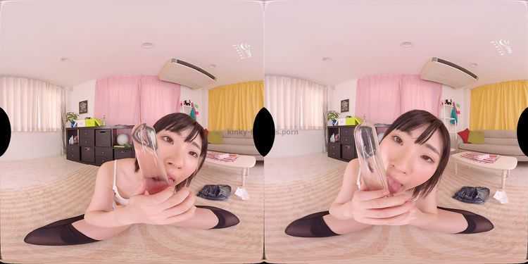 (VR) MAXVR-027 高画質 皆月ひかる 妹のエロ動画をネットで見つけて、問い詰めるつもりが妹にメロメロになって2回も中出ししてしまった経験の少ないボク