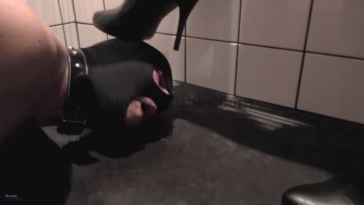 Smoke – Mistress Lady Renee – Urinal 3 – Public Toilet Licking