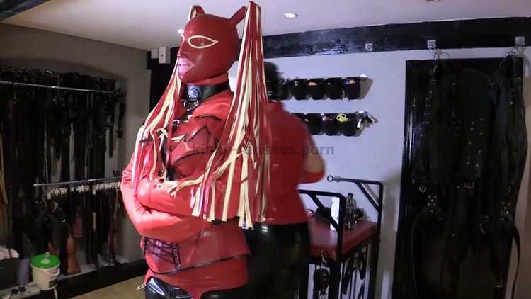 Female Domination – The Bondage Mistress Club – Mistress Rouge in Rubber Dressing Finale