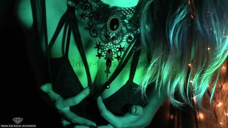 femdom - Princess Kelly Sunshine in Femdom Slave Mind Melt