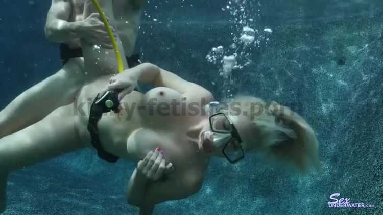 teens - SexUnderWater presents scubawhore8 2 12k