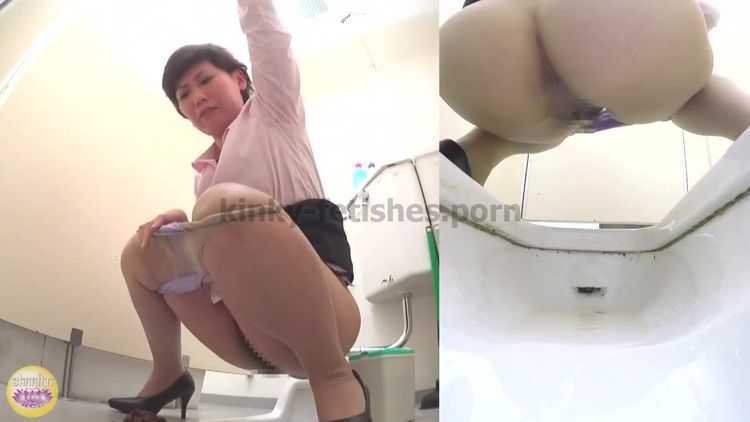 Porn online SL-121 Backwards pooping on Japanese style toilet. Awkward excretion. javfetish