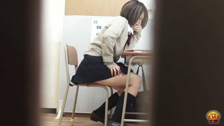 Porn online EE-150 [#2] | Cramming schoolgirls pantypooping in the class. Erotic diarrhea voyeur. javfetish