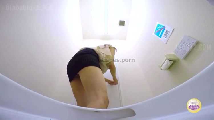 Porn online SL-134 [#3] | Toilet with no seat on it! Women have to adapt! javfetish