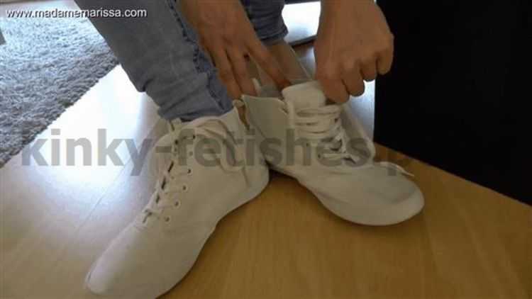 Porn online Madame Marissa - Lovely white sneakers femdom