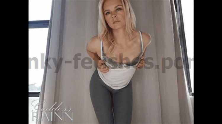 Porn online Goddess Rainn - Loser For Yoga Pants - Assworship femdom