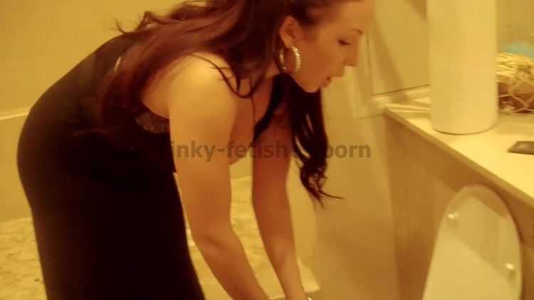 Porn online Lady Nina Leigh - Toilet Slave Wasteman