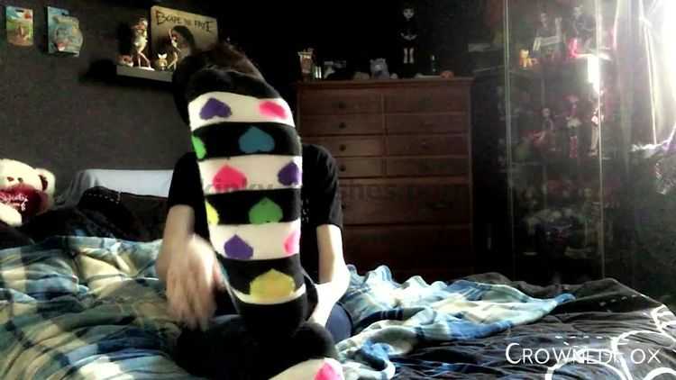 Porn online Nasty socks – Crowned Fox – Dumb Foot Boy