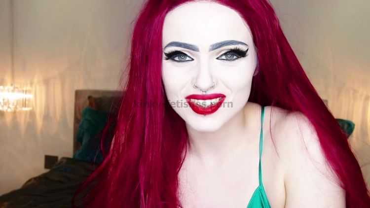 Online femdom video Empress Poison - Mommy Makes you Drink