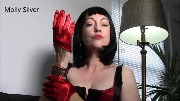 Porn tube MollySilver - The Red Glove Revenge