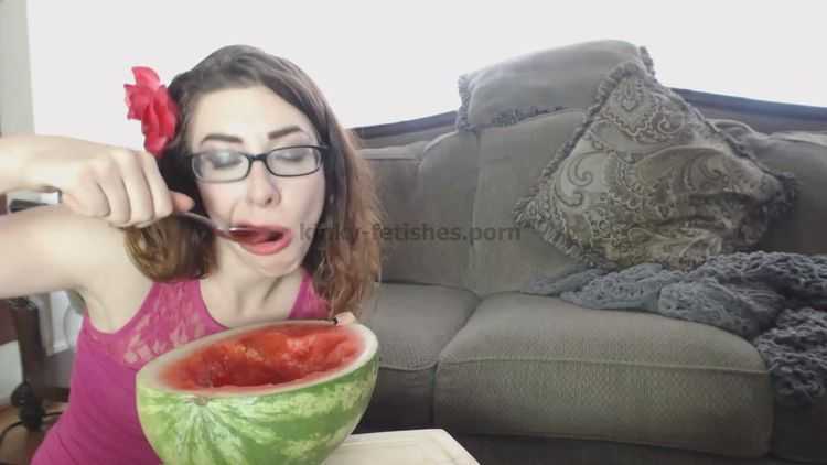 Porn tube CanadianSammy - Sammy Eats Half a Watermelon all at Once