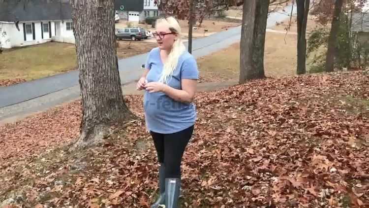 Porn tube BuddahsPlayground - Pregnant in Rain Boots