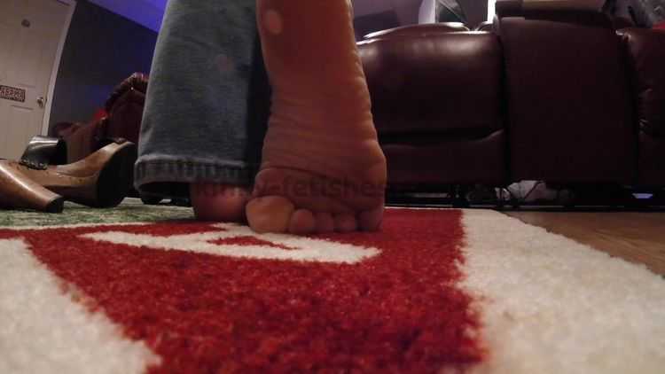 Porn tube BuddahsPlayground - Lick My Toes Foot Boy