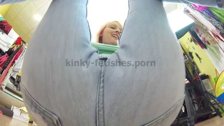 Porn tube BuddahsPlayground - Jeans face Sitting