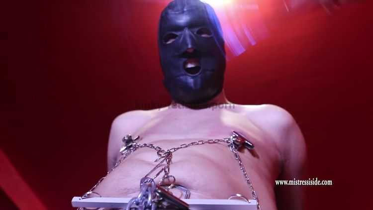 Porn online Brutal Domination – Mistress Iside – NIPPLE IN CHAINS