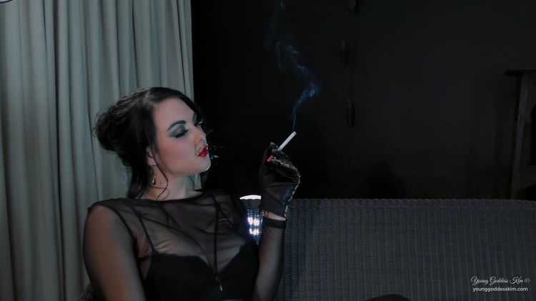 Porn online Goddess Kim – Smoking Goddess Worship