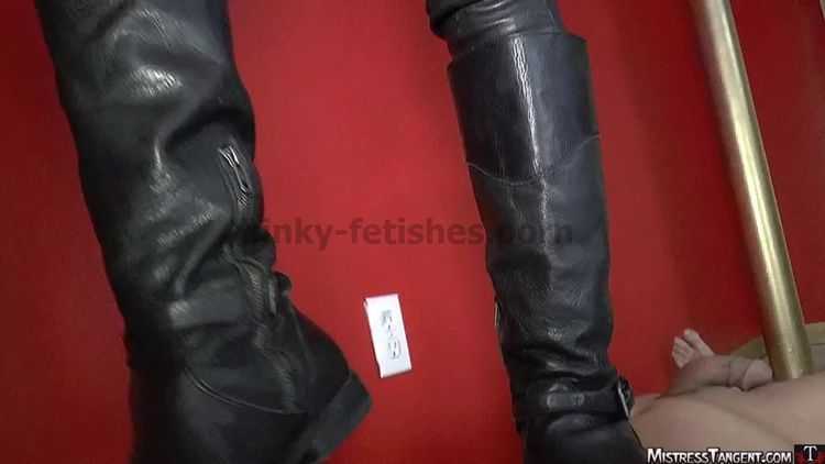 Porn online Leather – Mistress Tangent – Flat boot trample