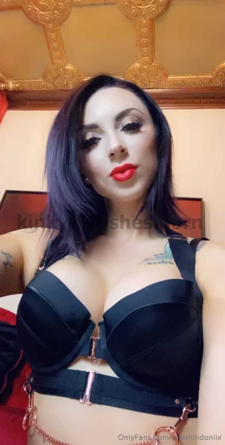 Porn online OnlyFans presents London Lix in 2019-12-02 Wanna do a lot more of this next year any take