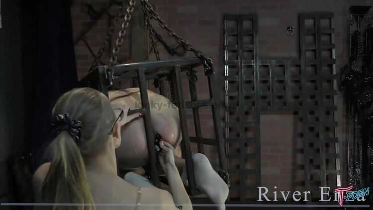 Video online River Enza - Fuck Cage [FullHD 1080p]