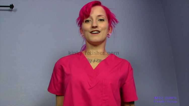 Video online Miss Quinn - Nurse Quin examines your Big Cock