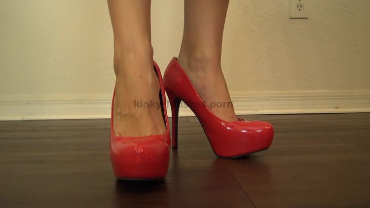 Video online The Foot Fantasy - SADIE HOLMES HIGH HEEL DANCING