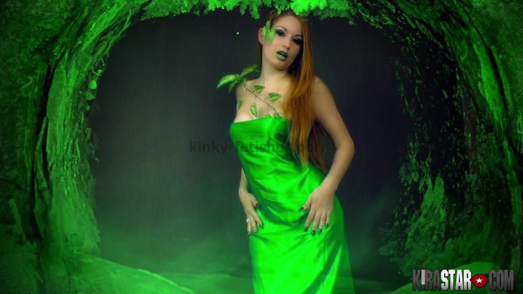 Video online Kira Star - Poison Ivy’s Deadly Kiss