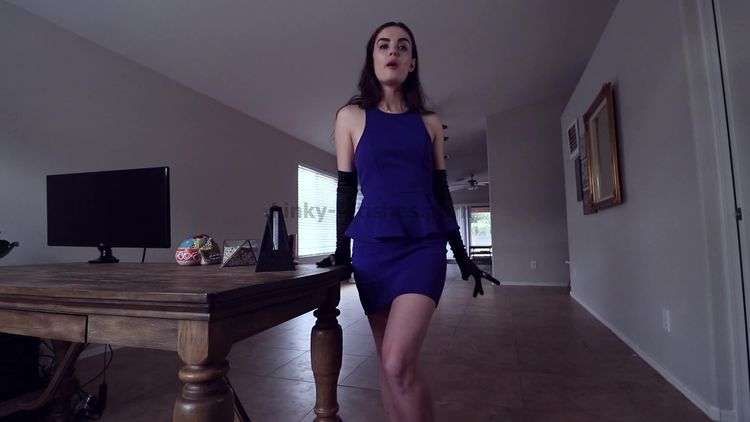 Video online Princess Camryn - Lured Into My Web