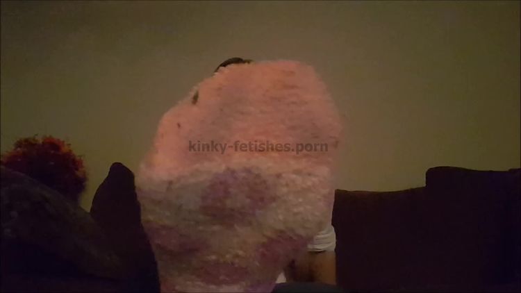 Video online Goddess Bri Bri - Stinky sock worship!