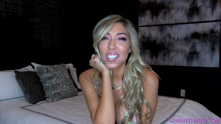 Video online Bratty Nikki - Youre A Major Fucking Loser