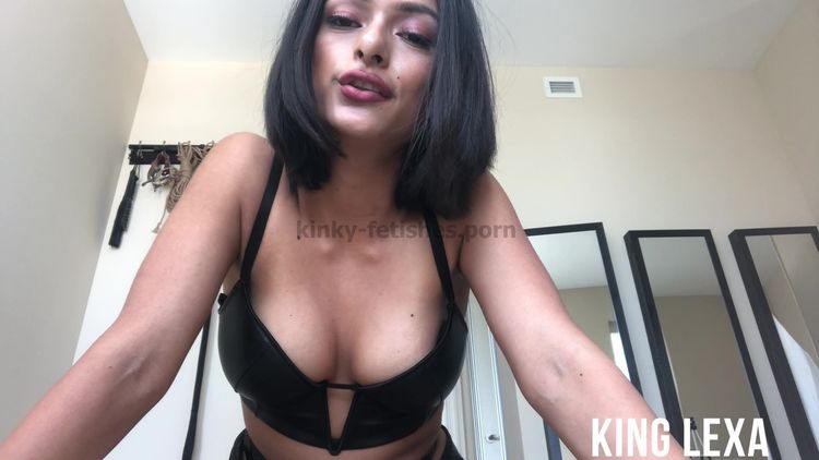 Video online KingLexa - Pimp M ommy - Forced Bi