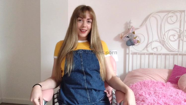 Video online Miss Dolly - Suck Cock For Cash - Findom