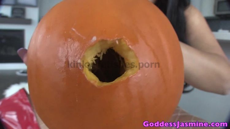 Video online Jasmine Mendez - Fuck my Pumpkin! - Halloween