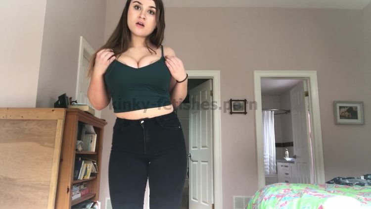 Video online Goddess Fiona’s tits own your life - Findom