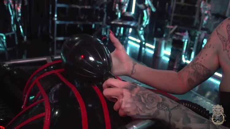 Video online KatesPalace – Rubber Enclosed 2