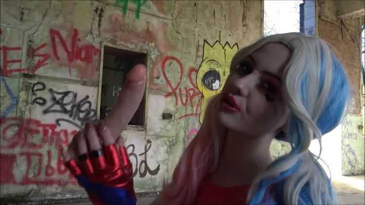 Brook Logan – Outdoor Bad Bitch Harley Quinn – Dildo Sucking, Femdom