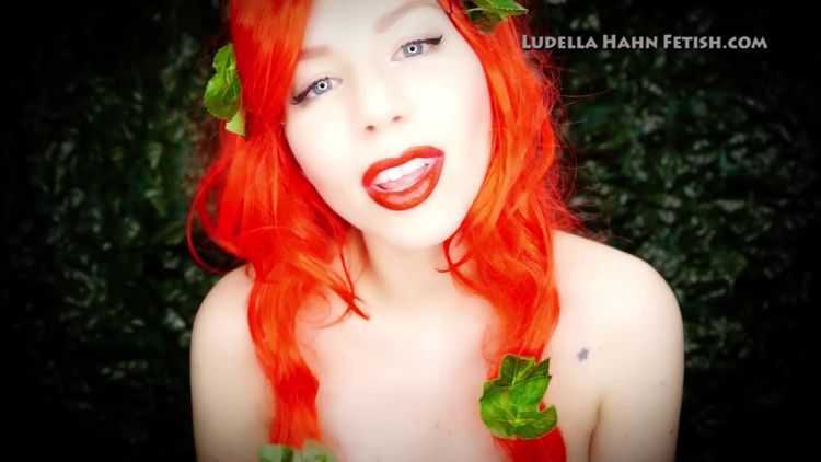 Ludella Hahns – Ivy’s TITnosis – Mental Domination, Mesmerize