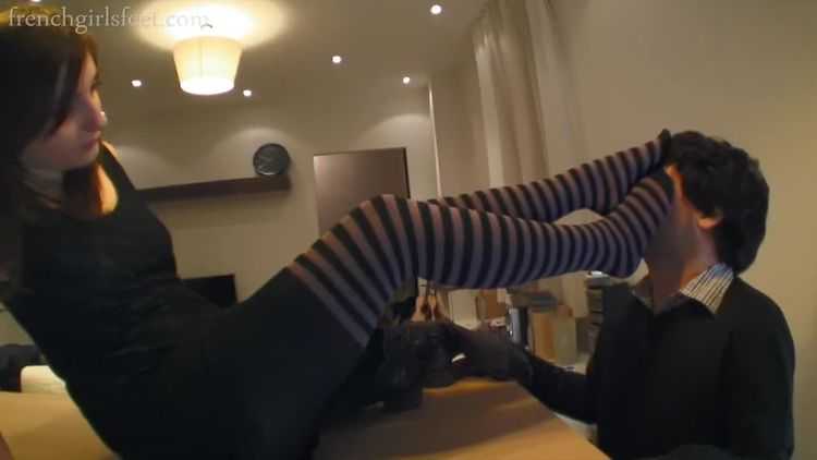 French Girls Feet – Serve your goddess, footslave! – Foot Worship – Foot Licking, Footlicking