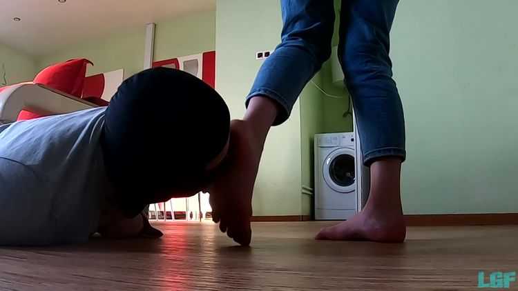 NATA – Humiliation me – Foot Worship – Degradation, Foot Fetish