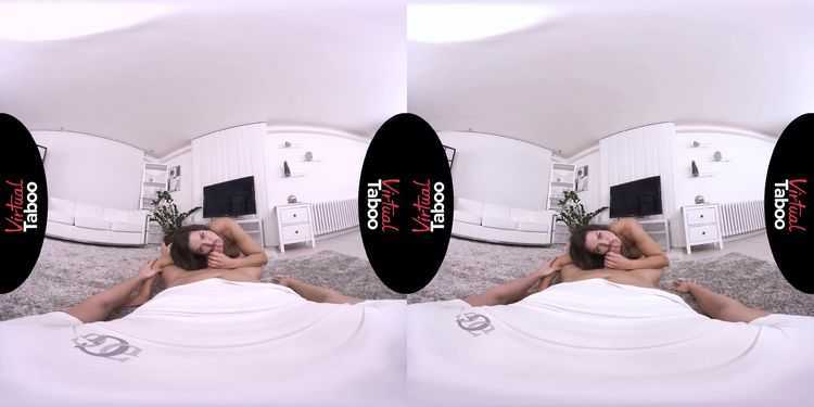 VirtualTaboo: Chloe Lamur - Sister Wanking Needs Some Pranking