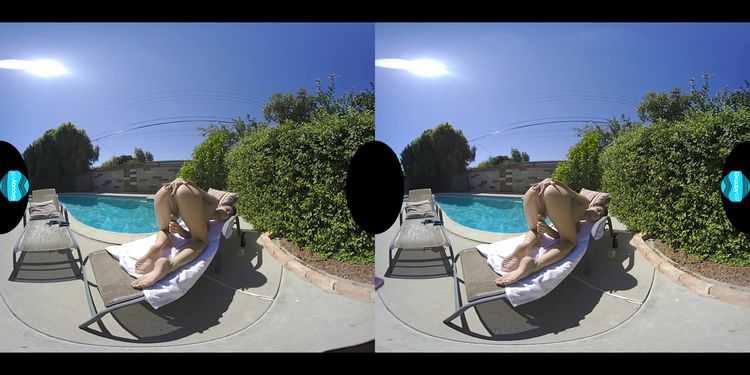 GroobyVR: Daisy Taylor - Poolside