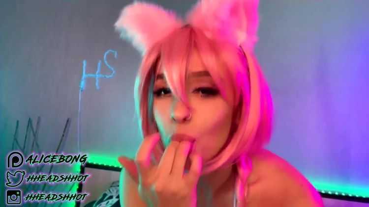 ManyVids - AliceBong - Wet Fingers