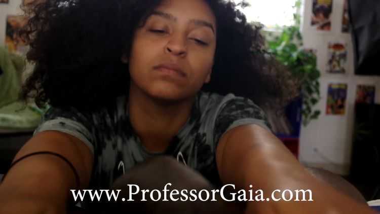 PROFESSOR GAIA – TRIBUTE TO A KING – MANYVIDS – fullhd 1080p