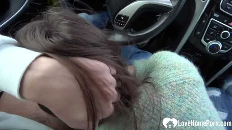 Amateurs – Blowjob From 20Yo Brunette Chick