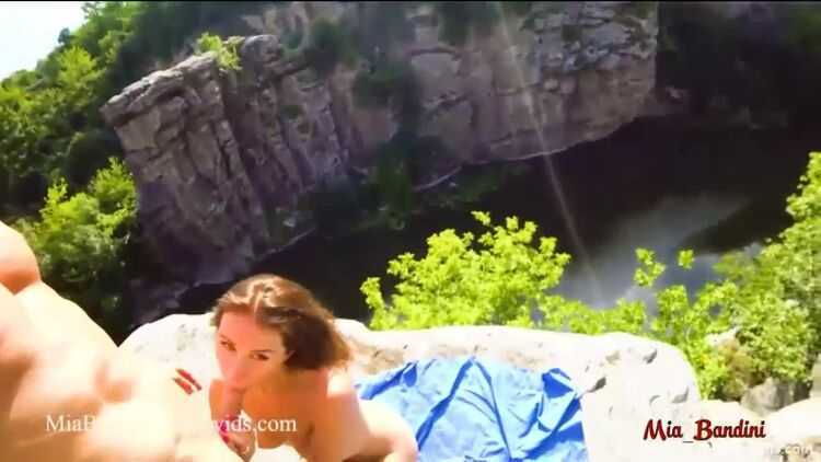 Watch Free Porno Online – ManyVids Webcams Video presents Girl Mia Bandini in WILD PUBLIC FUCKING ON A HIGH CLIFF