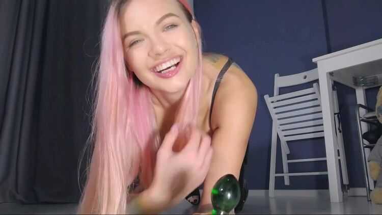 Porn online NicolettXXX – Plug & Play