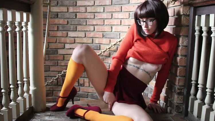 ManyVids presents Jesse Danger in 004 Horny Velma gets alone time (MP4, FullHD, 1920×1080)