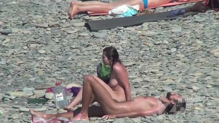 Watch Free Porno Online – Voyeur nudism – Nudist beach is the most interesting place for 3291